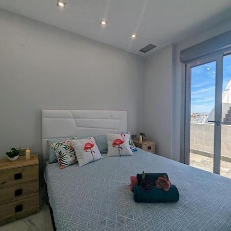 Fee4Me Villa, Pool, Roofterrace & Relax อาลิกันเต ภายนอก รูปภาพ